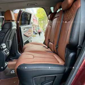 Alternative view of Bọc ghế ô tô - Da bò nguyên tấm Italia - Santafe 2021