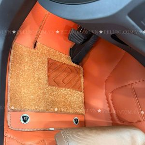 Alternative view of Thảm lót sàn ô tô - Da bò thật nguyên tấm Italia - Volvo XC60